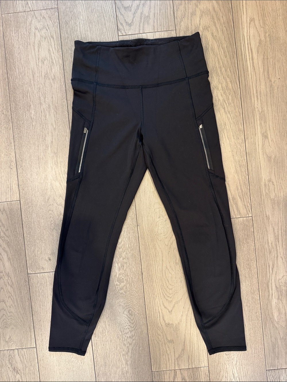 Athleta Warm Lined Rainer 7/8 Tight w/ Side Zip Pockets - Black size small/med